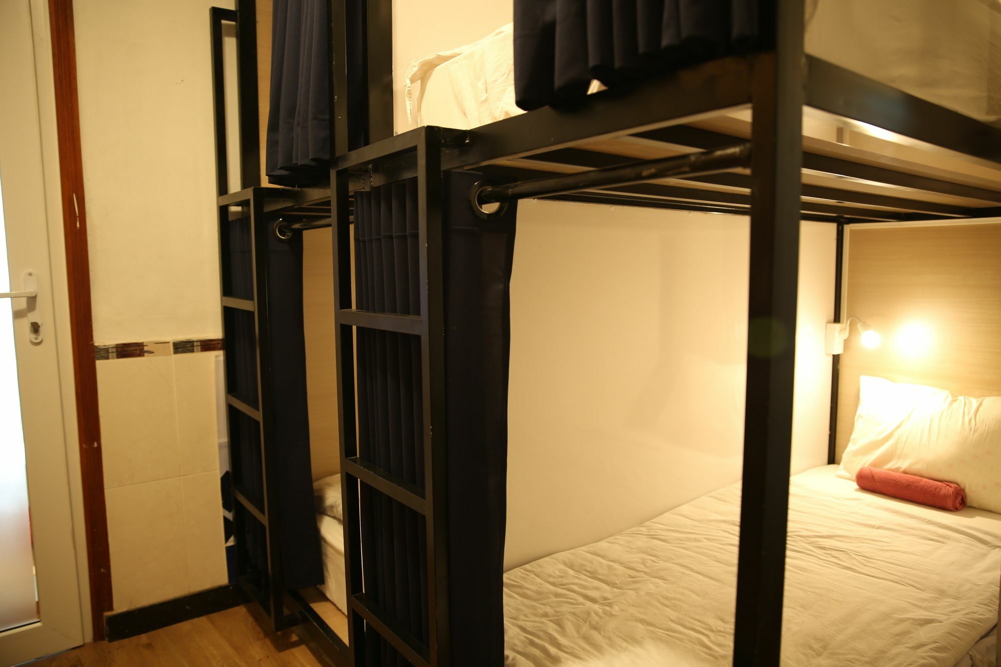 Oyo 708 The Cozi House - Homestay Ho Chi Minh City Bagian luar foto