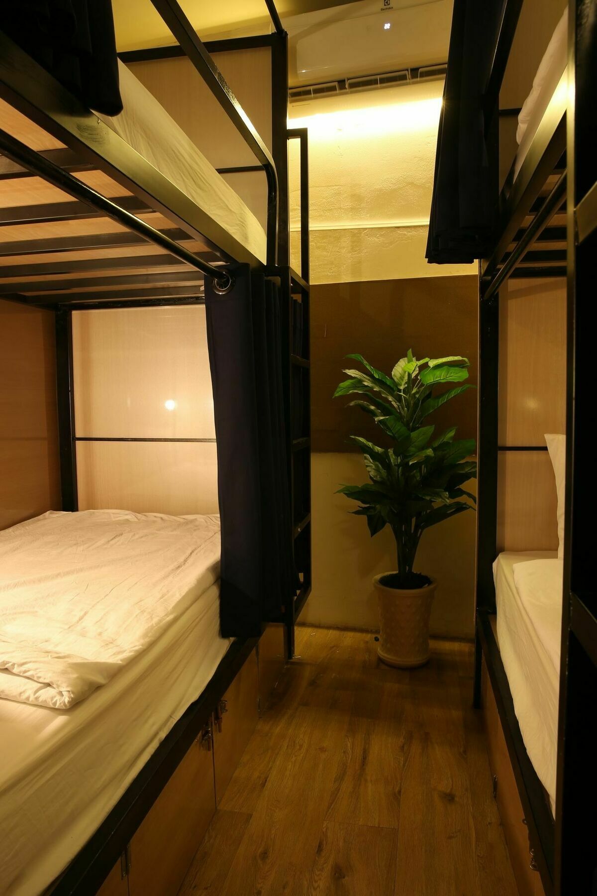 Oyo 708 The Cozi House - Homestay Ho Chi Minh City Bagian luar foto