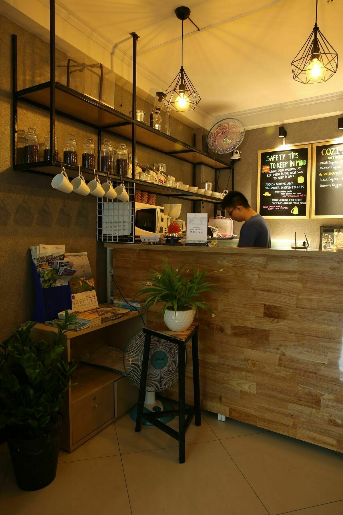 Oyo 708 The Cozi House - Homestay Ho Chi Minh City Bagian luar foto