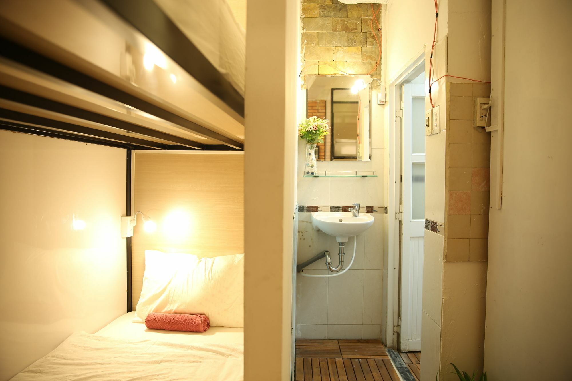Oyo 708 The Cozi House - Homestay Ho Chi Minh City Bagian luar foto