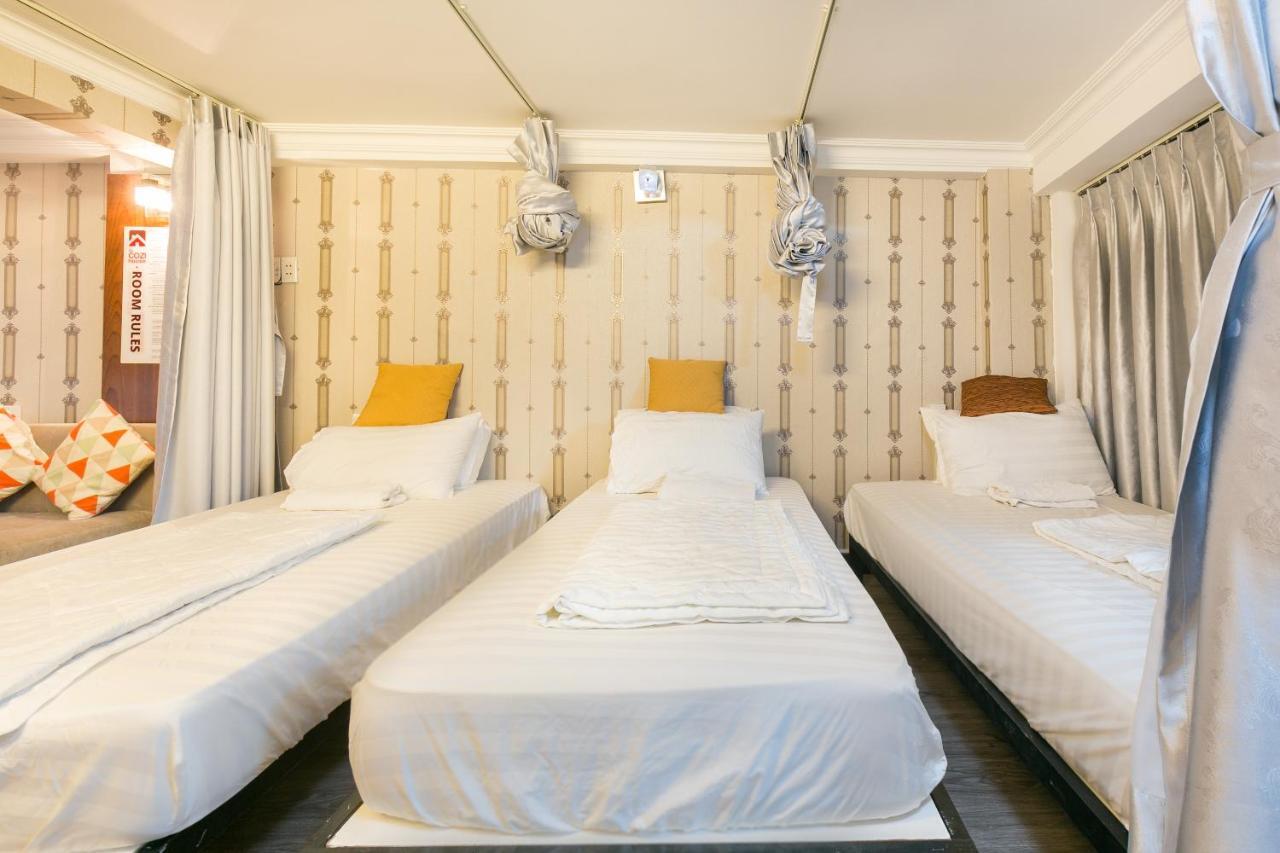 Oyo 708 The Cozi House - Homestay Ho Chi Minh City Bagian luar foto