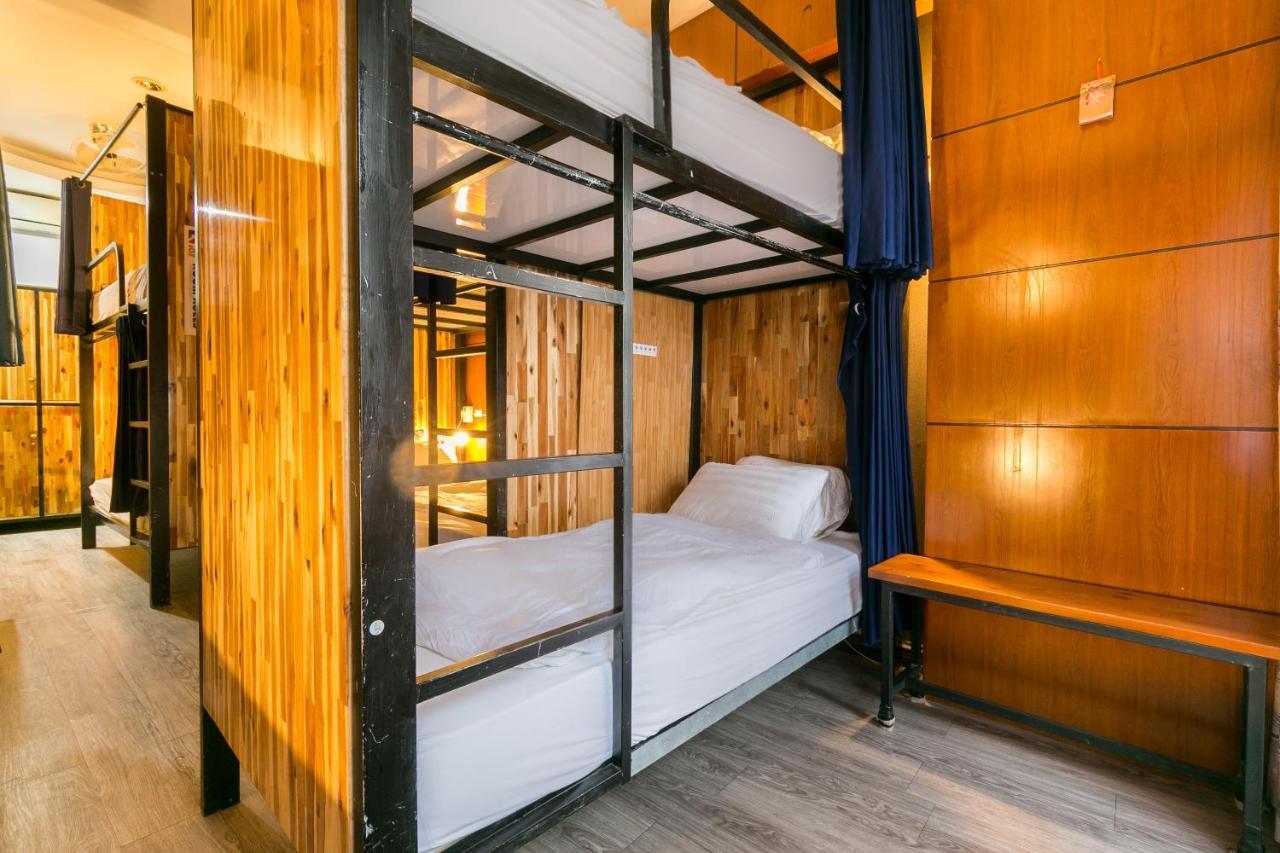 Oyo 708 The Cozi House - Homestay Ho Chi Minh City Bagian luar foto