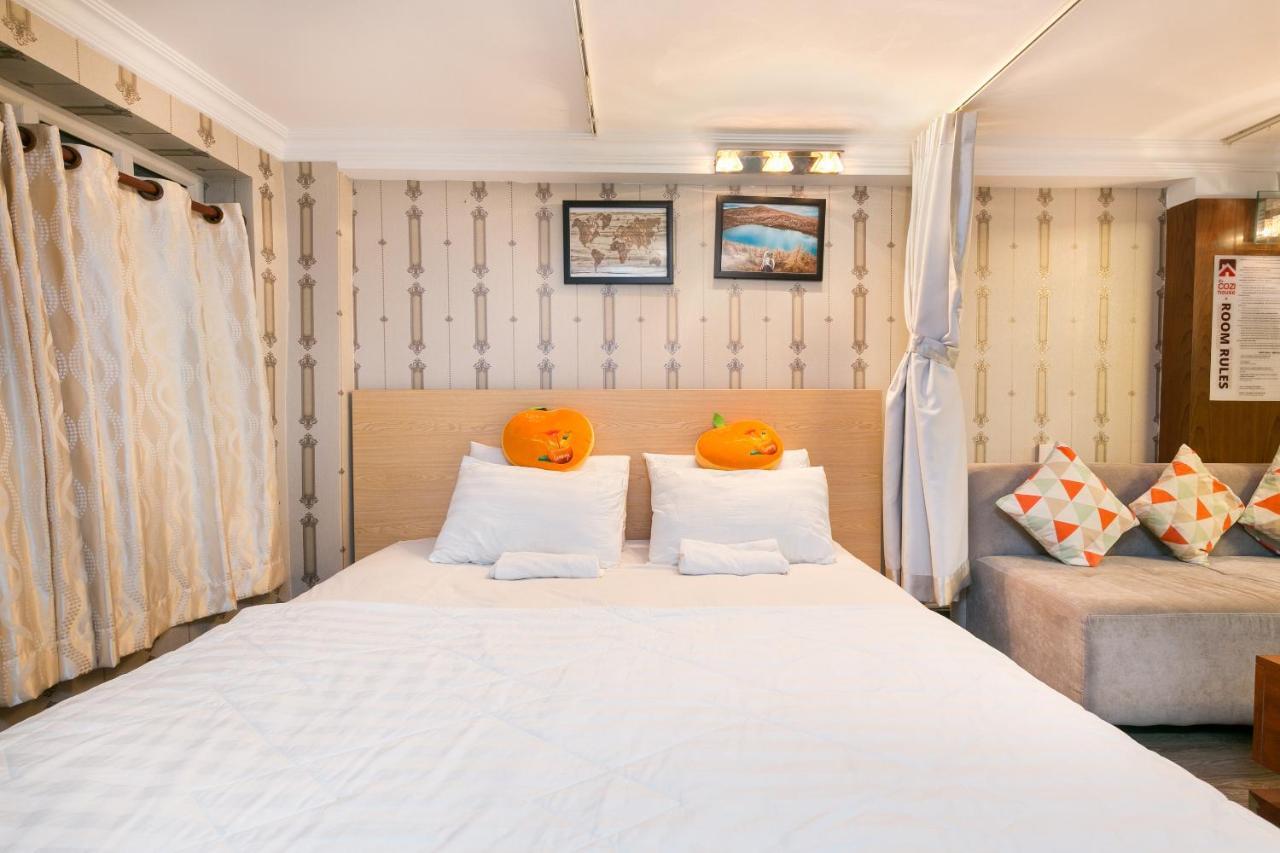 Oyo 708 The Cozi House - Homestay Ho Chi Minh City Bagian luar foto