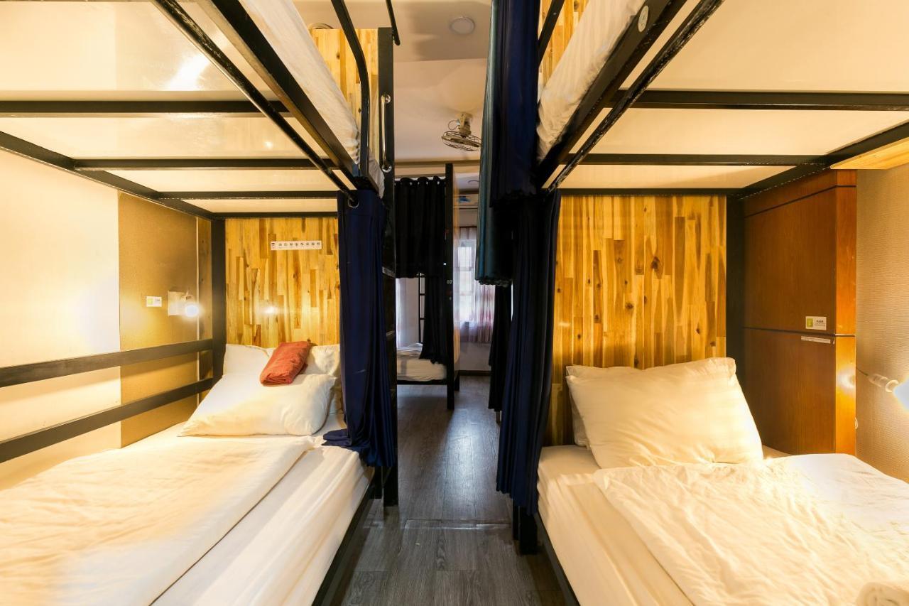 Oyo 708 The Cozi House - Homestay Ho Chi Minh City Bagian luar foto