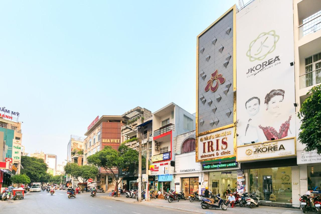 Oyo 708 The Cozi House - Homestay Ho Chi Minh City Bagian luar foto